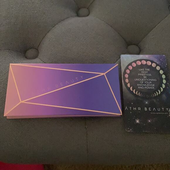 ATHR BEAUTY | eyeshadow palette NIB - Picture 4 of 4